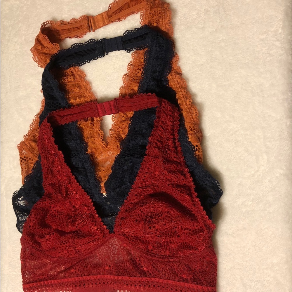 Victoria’s Secret NWT Lace Halter Bralette